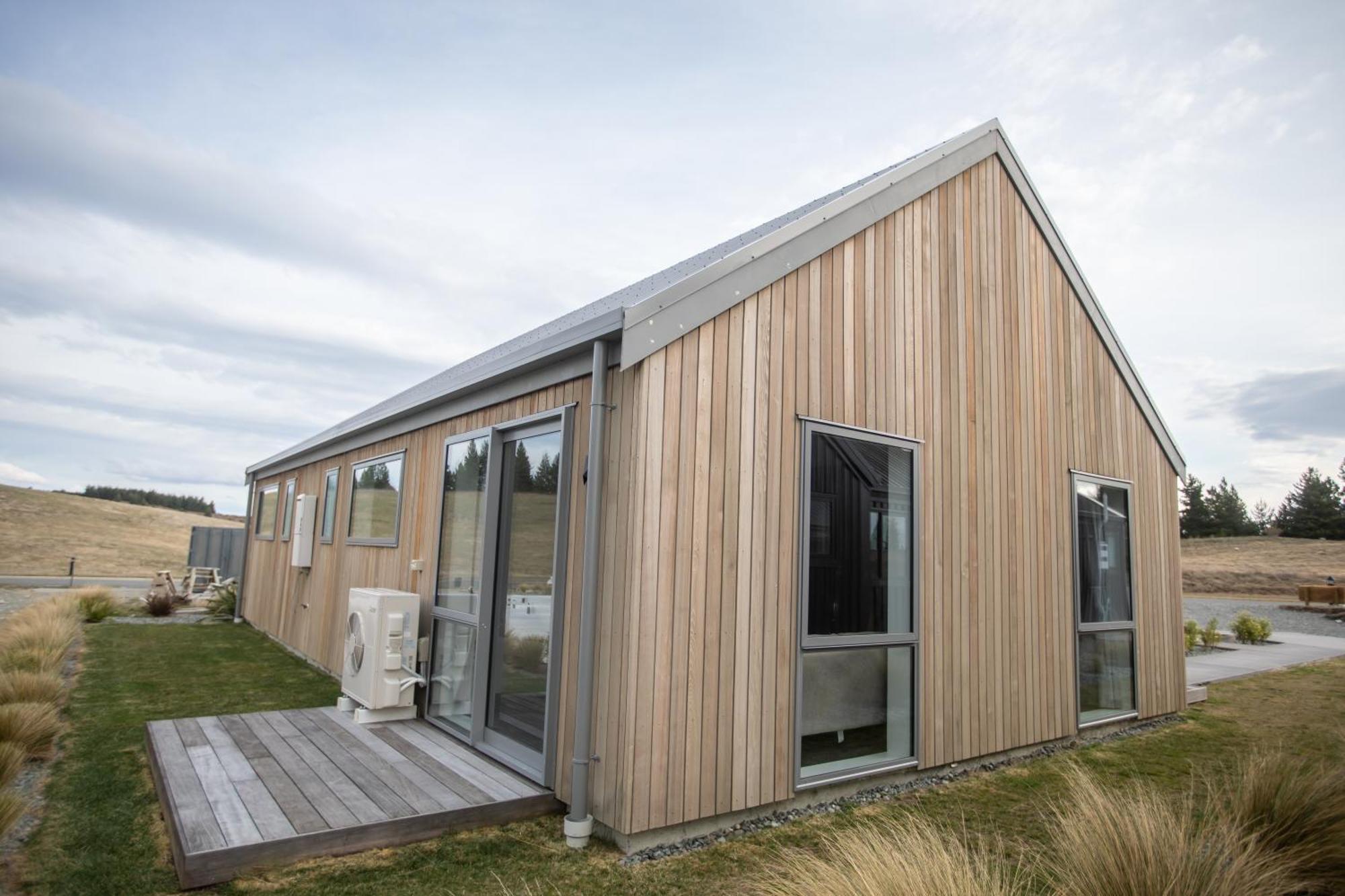 Skyrim Lodge Lake Tekapo Exterior photo